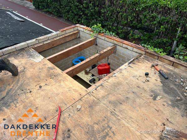 Plat dak vervangen met open constructie in Drenthe